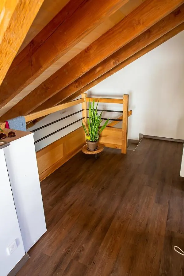 Appartement Charmant A Saint Come D'Olt Vue Montagne 80 M² Balconc Apartment